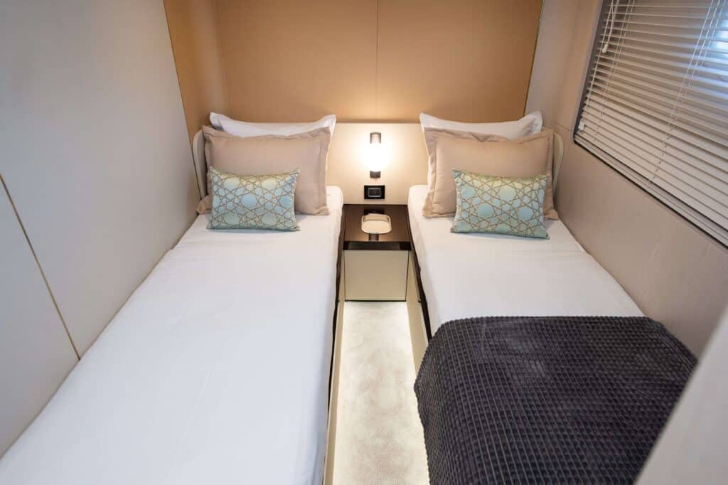 PREWI 45 GUEST CABIN-min