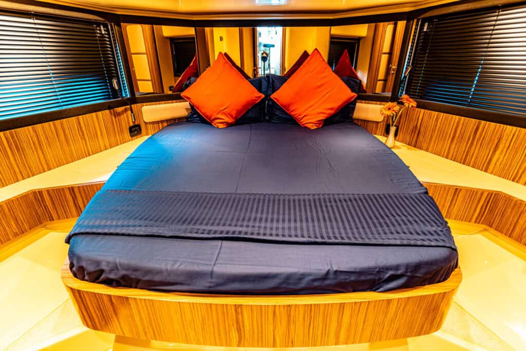 Azimut 43 Magellano Fat Bob (5)