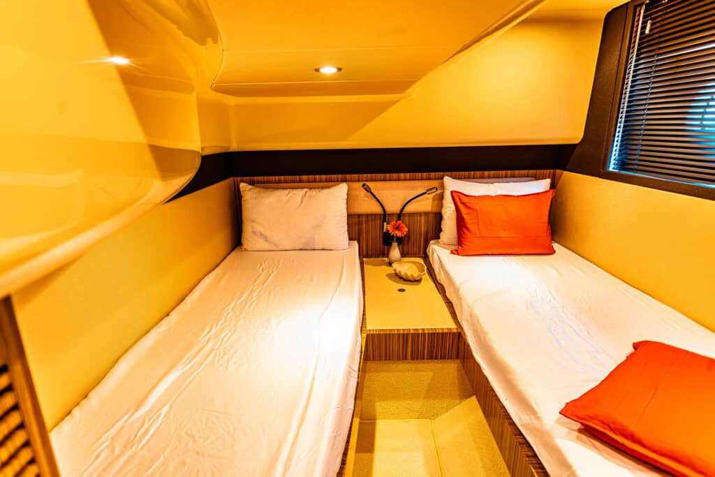 Azimut 43 Magellano Fat Bob (7)