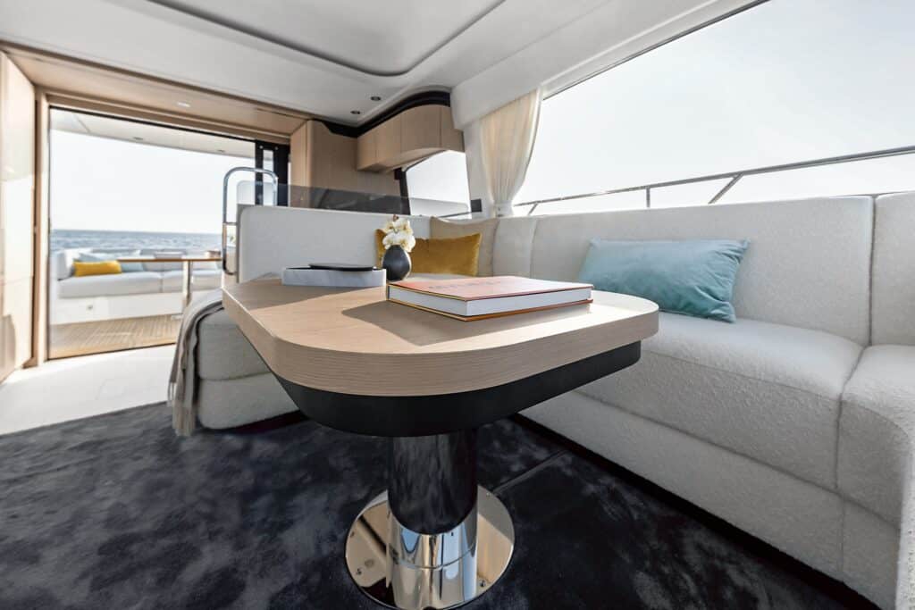 53-Dining-Area-2-min