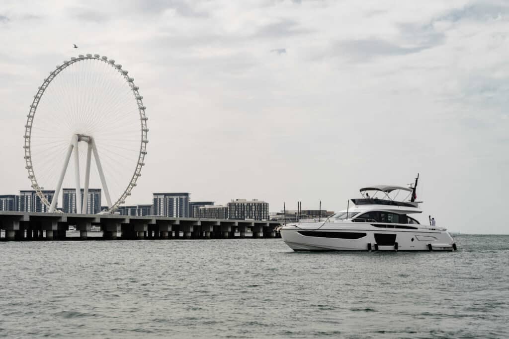 AB_DubaiIBS_Azimut-264-1