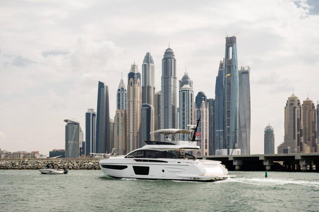 AB_DubaiIBS_Azimut-300