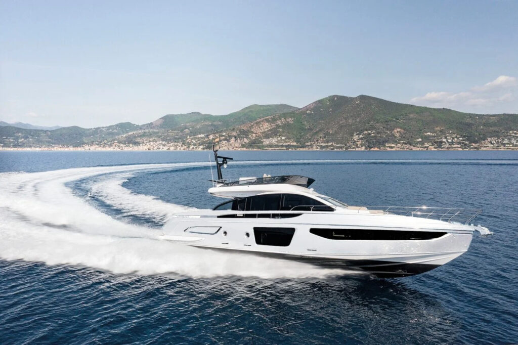 azimut-s7-1300×866