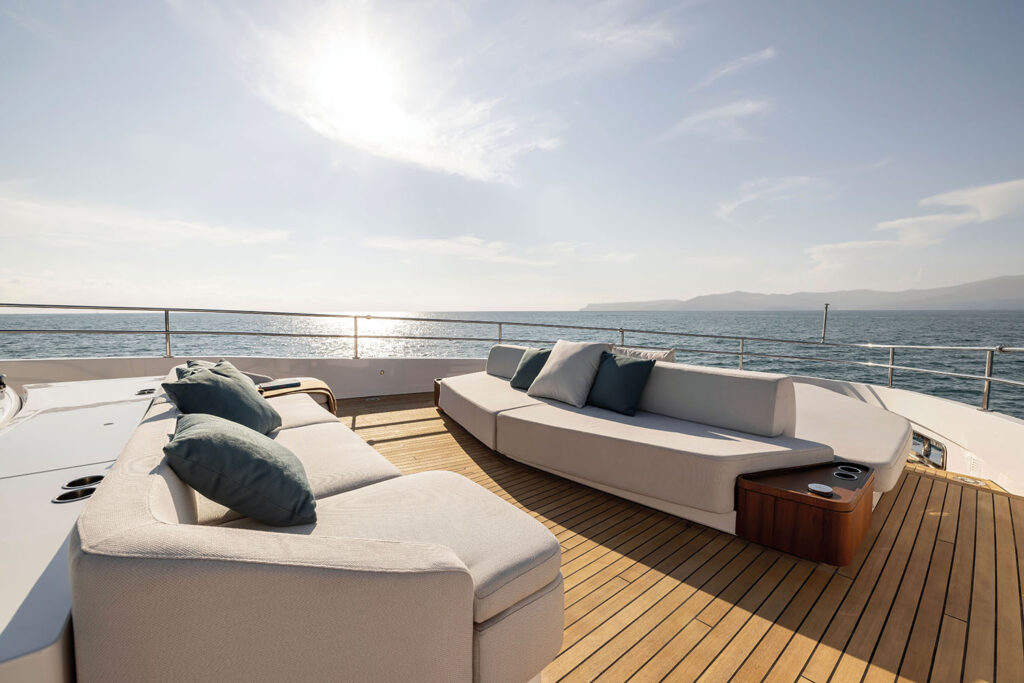 M30M Fore Lounge Area_Low Res