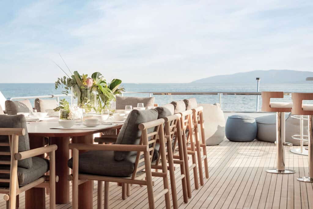 M30M Upperdeck 2_Low Res