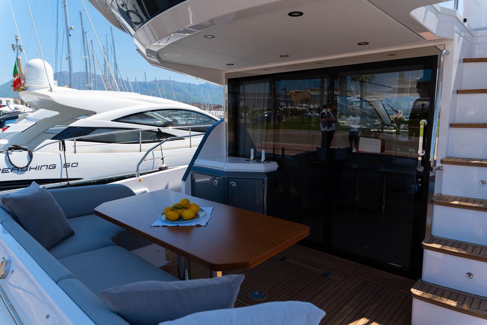Azimut 53 – Mabera (4)