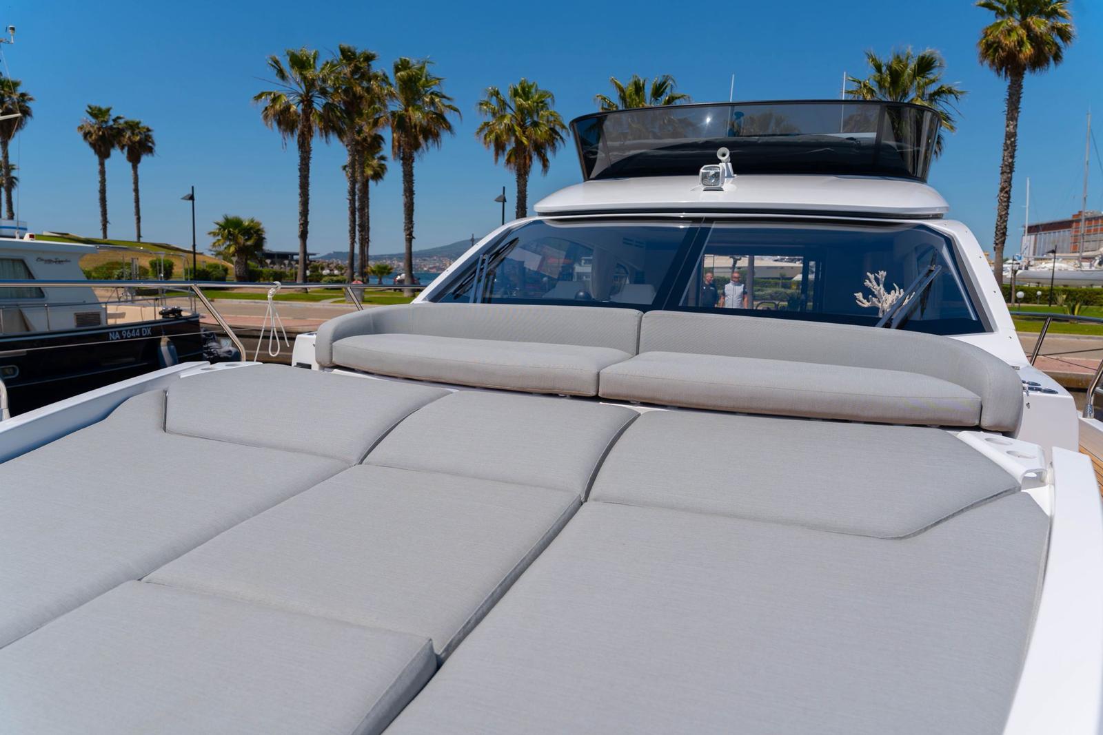 Azimut 53 – Mabera (5)